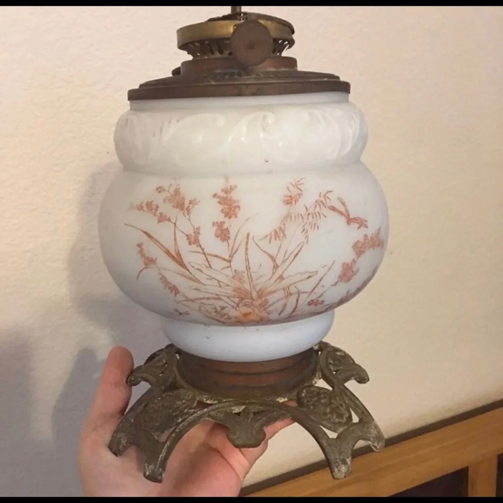 Antique 1800s hand painted floral oil lamp